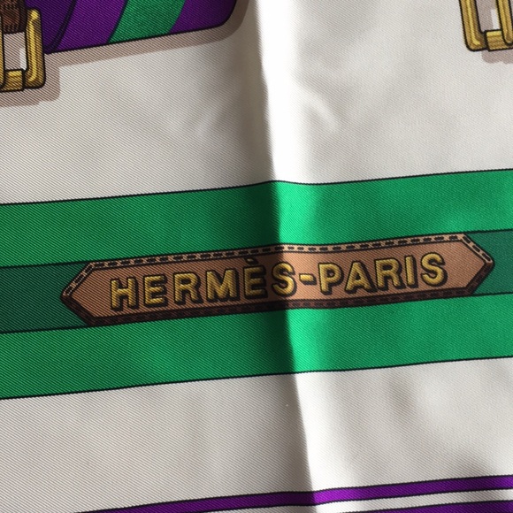 Hermès Belt Print 90 cm Silk Scarf - Picture 2 of 8